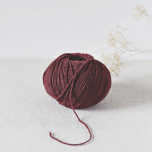 De Rerum Natura Gilliatt merino wol kleur Amarante
