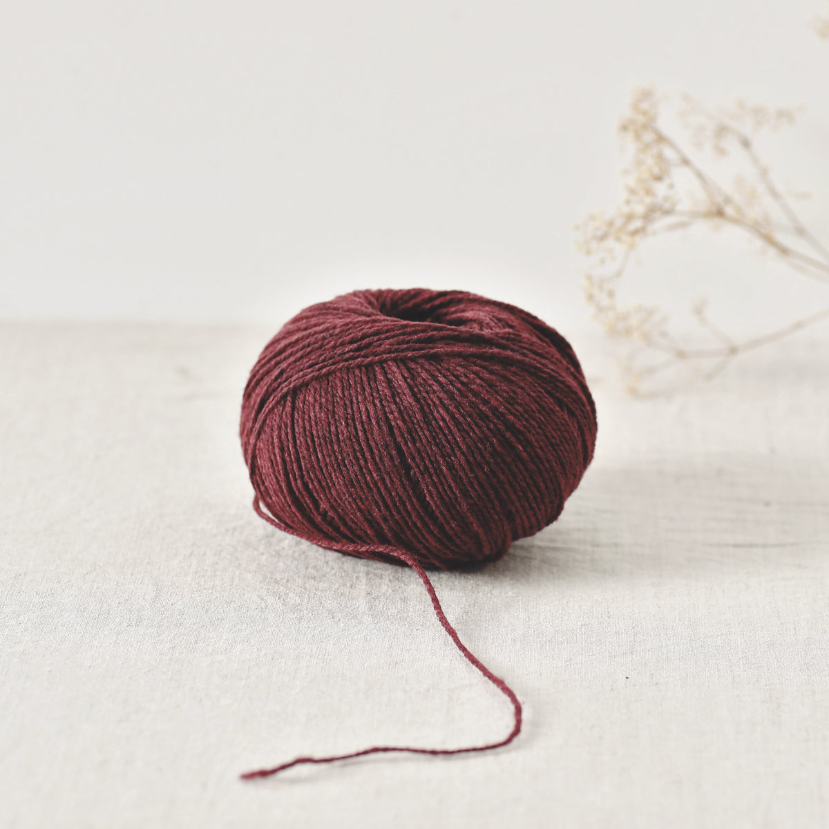 De Rerum Natura Ulysse merino wol kleur Amarante