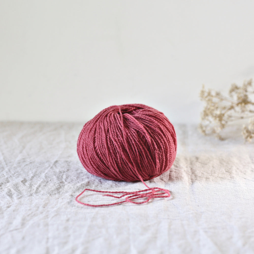De Rerum Natura Ulysse merino wol kleur Bois de Rose