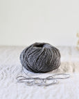 De Rerum Natura Ulysse merino wol kleur Granit