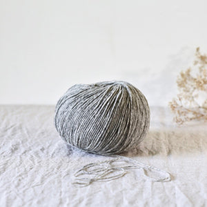 De Rerum Natura Gilliatt merino wol kleur Goeland